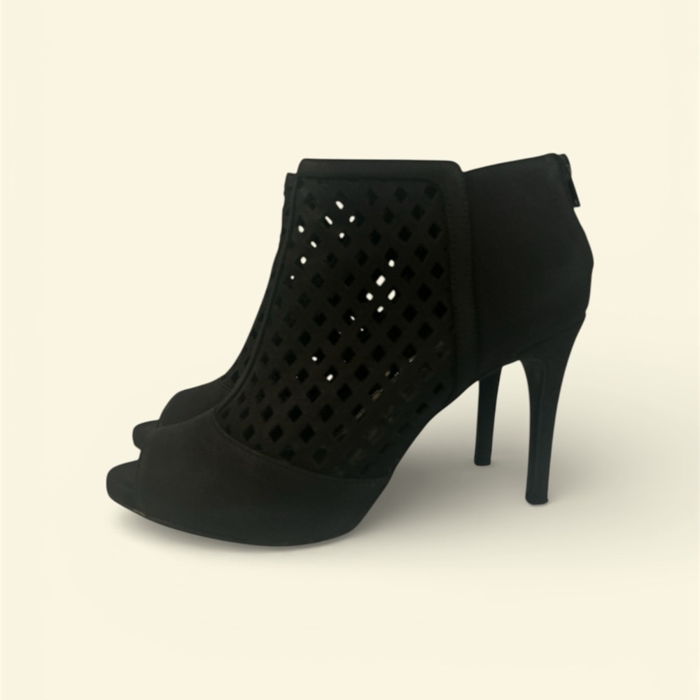Jennifer Lopez Black Peep-Toe Heeled Boots
